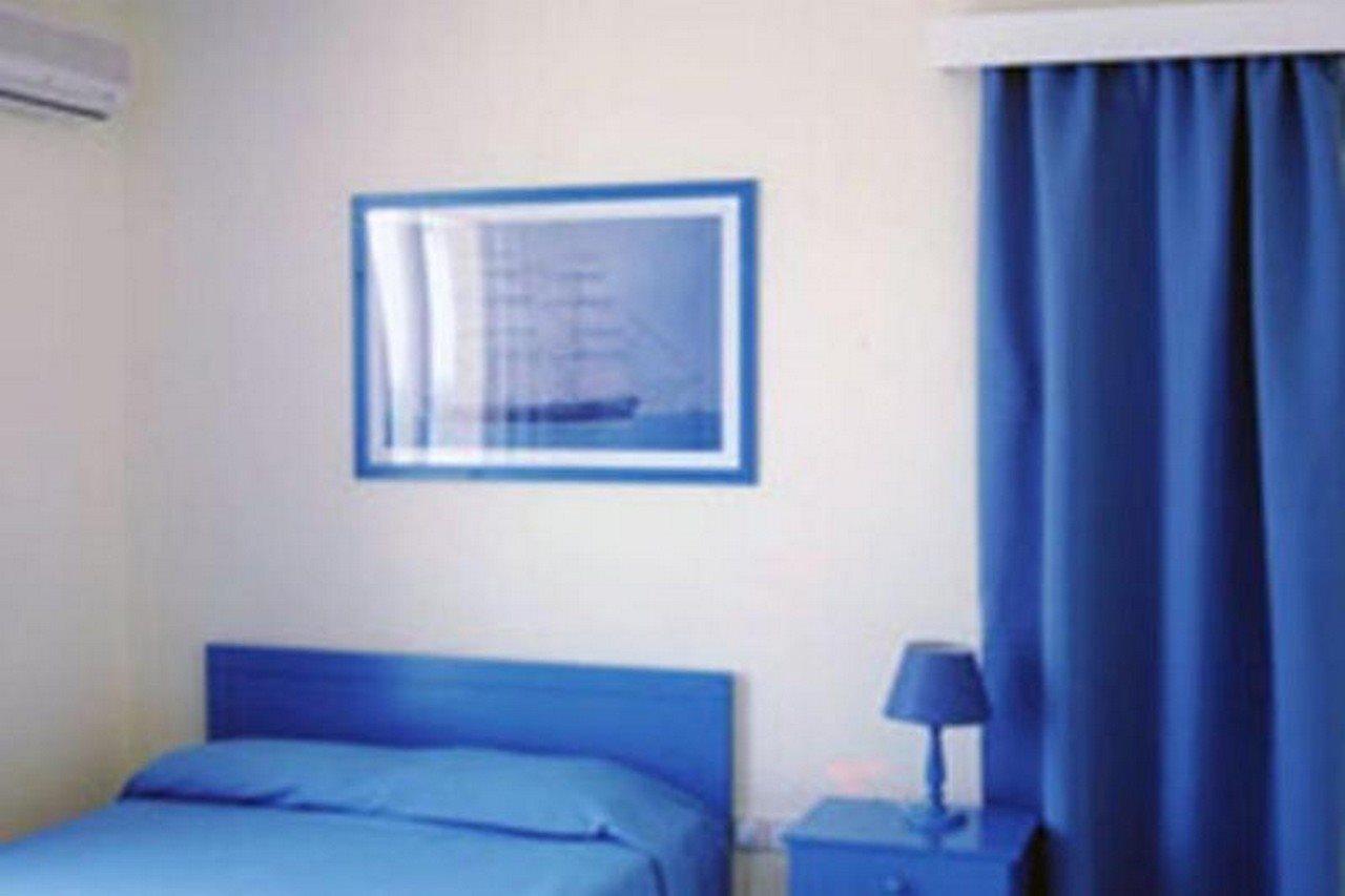 Paphinia Seaview Apartments Paphos Exterior foto
